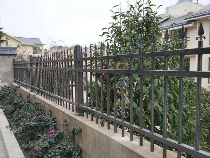 鐵藝護(hù)欄-01